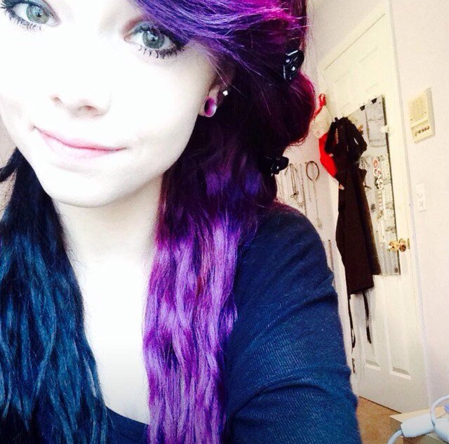 ✝✝✝shut up stupid✝✝✝suck my fuck✝✝✝ •☯•im only here to stalk band members•☯•