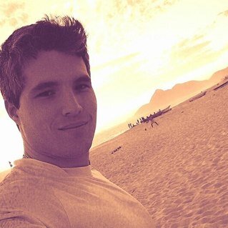 SIGAM MEU OUTRO PERFIL @decoyoficial
http://t.co/w2QZO17ovW