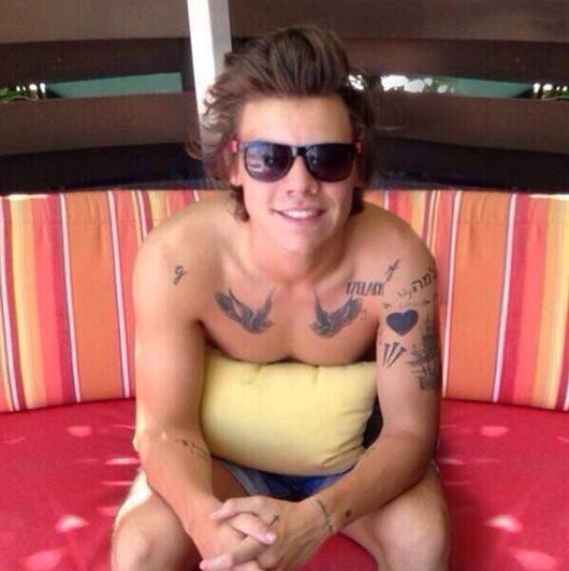 im stuck in the fan zone again and again♡ 7/10/13