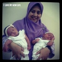 wife of @DanieFajri ...Ummanya Haifa Ghaziya Nur Fajri dan Haniya Ghazani Nur Fajri ♥♥♥