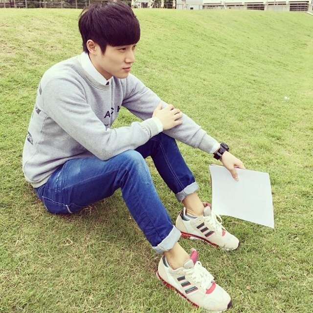 Joonior Thestar7 , จูเนียร์ กรวิชญ์ สูงกิจบูลย์ Just UFO [Real twitter : Joonior_the7 , Instagram : Joonior_jr] :)