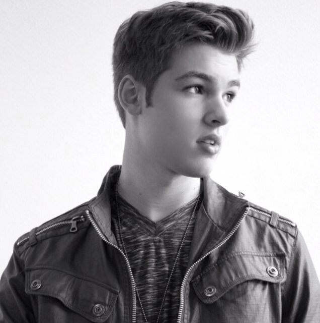 Nothing can explain my love for The Boy Band Project. @mathiasanderle @brandonpulido @nickdeanmusic @levimitchell are my idols! Currently 0/4 F&A a Manniac