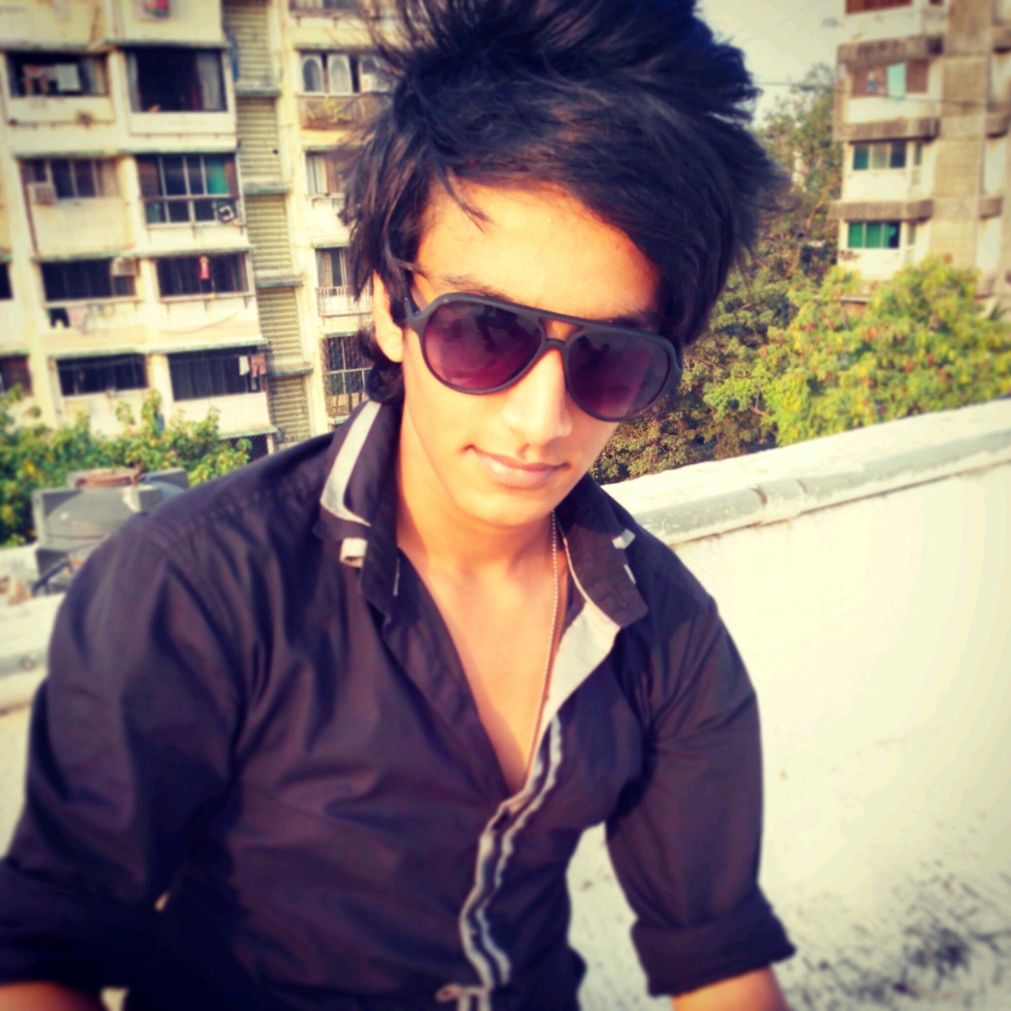 GhachiMaaz's profile picture. Im a rapper!i love real hip-hop i love Eminem and i am just like him :-)