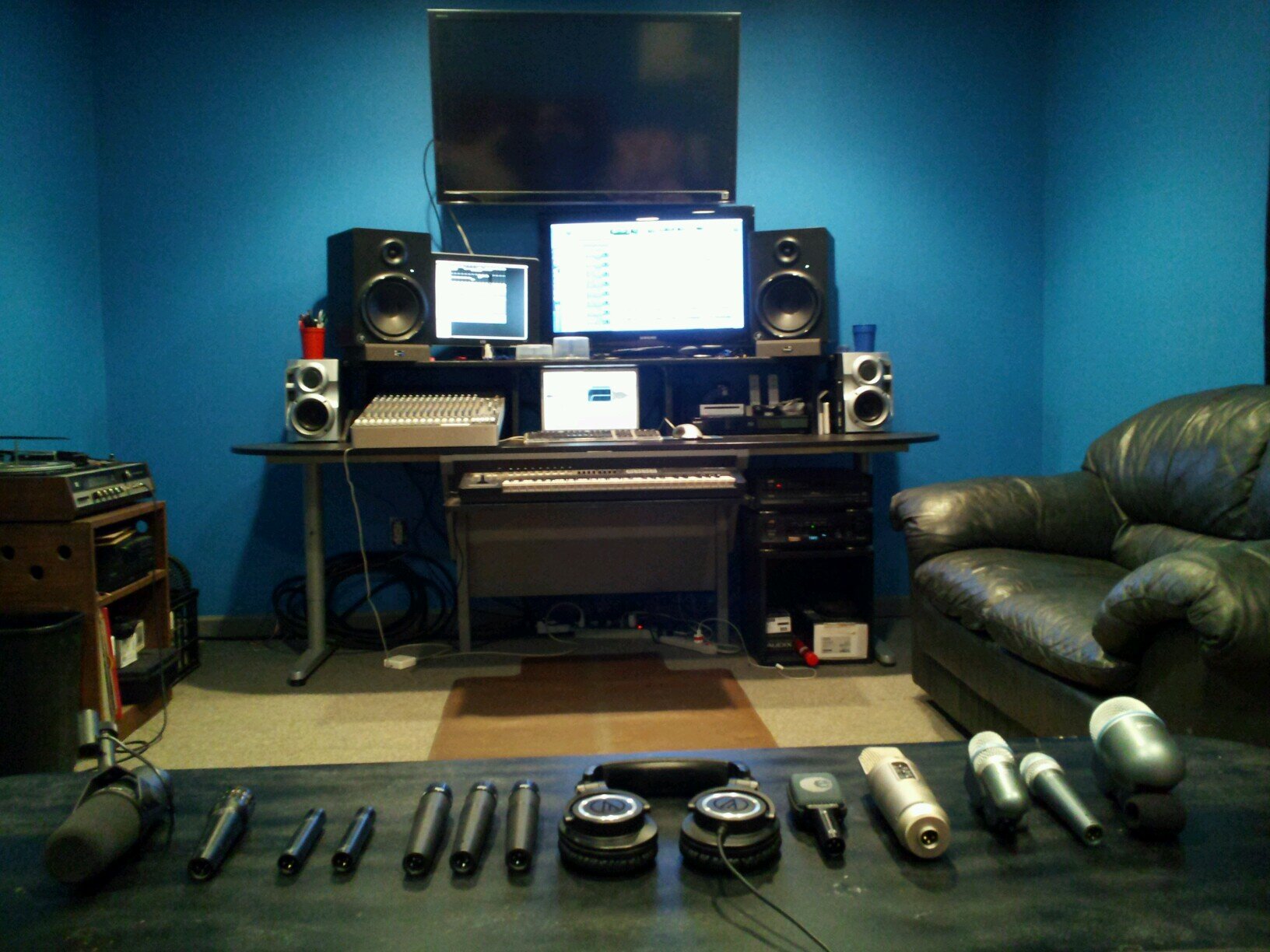 Hit Me Up If Your Looking To Record In the Area
