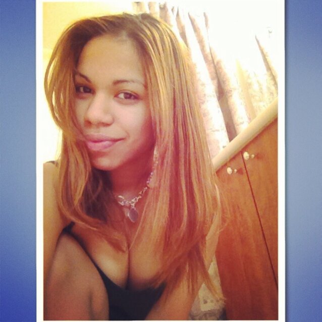 JAmAican/PueRTo RicAN  #Addicted2Retail;) 

BRONX Born BKLYN Bred = IJDGAF:)Just Livin' My Life  Steady Gettin' That Paypa~*Regi$TeRed NuR$e;)