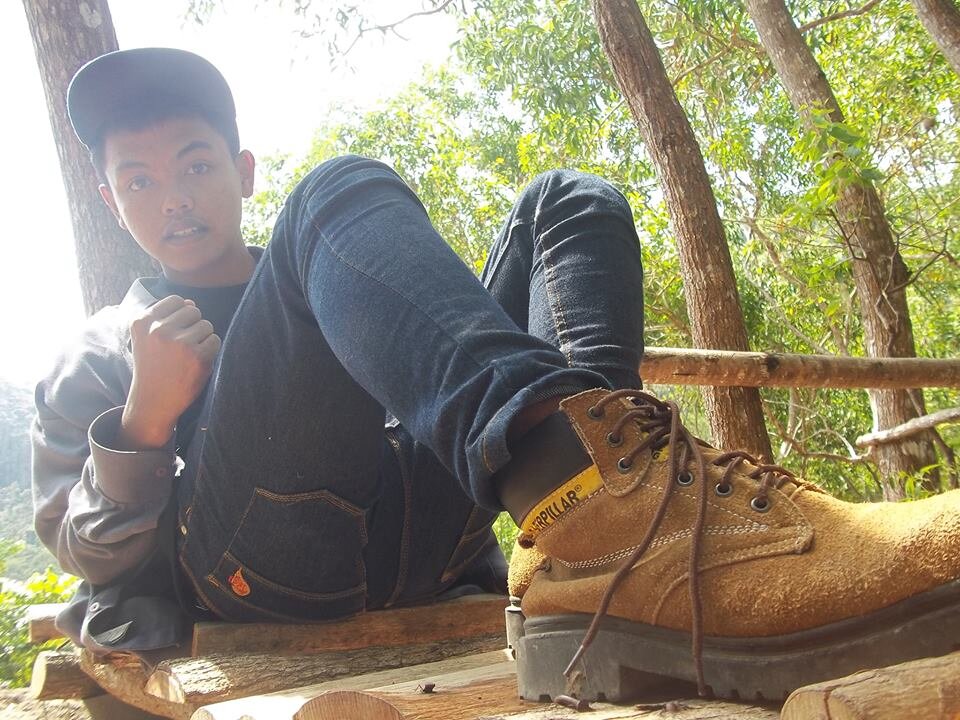 name : rahmad eryanto
call    :gendon
school :smk n 2 wonosari