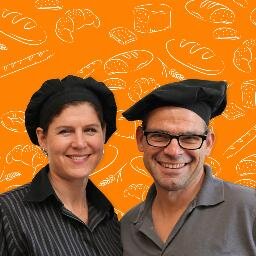 Ambachtelijke bakker in Drunen. Wereldberoemd om onze specialiteit Herfstcake en Limburgse vlaaien. Gebakken met liefde!