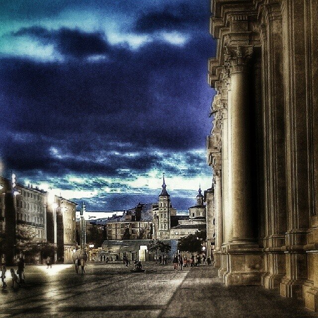 No olvides tu historia ni tu destino, de donde viniste  o dónde puedes llegar, valora lo que las calles te han enseñando, forjado un destino.
