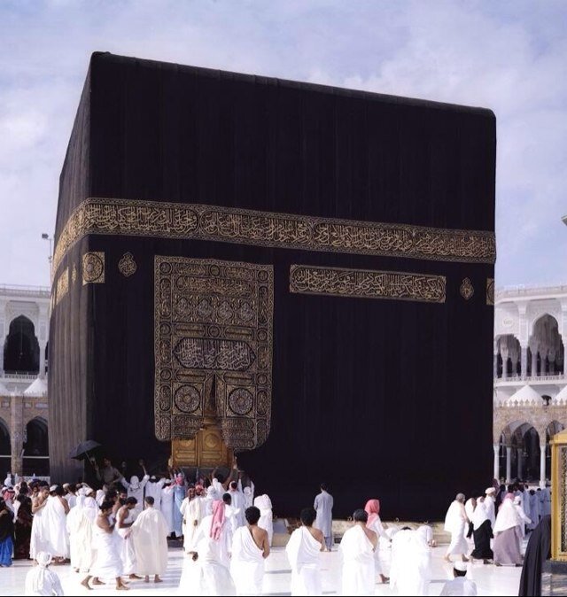 صدقة جارية لامي فاطمة الناس وابوي عبداللطيف العيسى