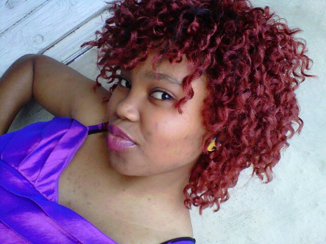 Talkatv.outgoing.partyAnimal I lyk 2 spnd mst ov my tym arnd ppl whu undrstndz me cz I loorve 2 laf a lot bt hey dtz me.Miss All Smiles nd dtz js d way it is