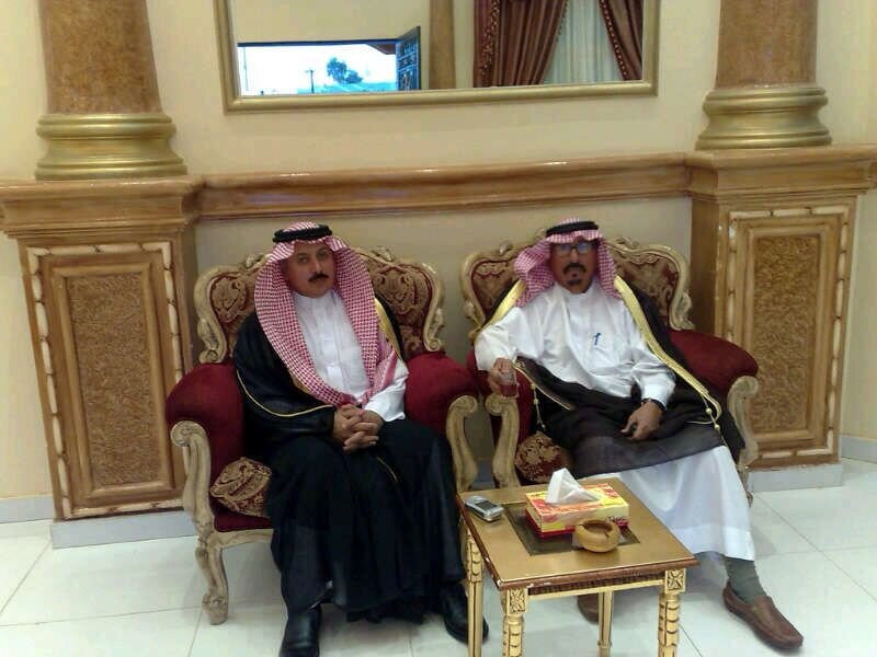 (مستشار قانوني)