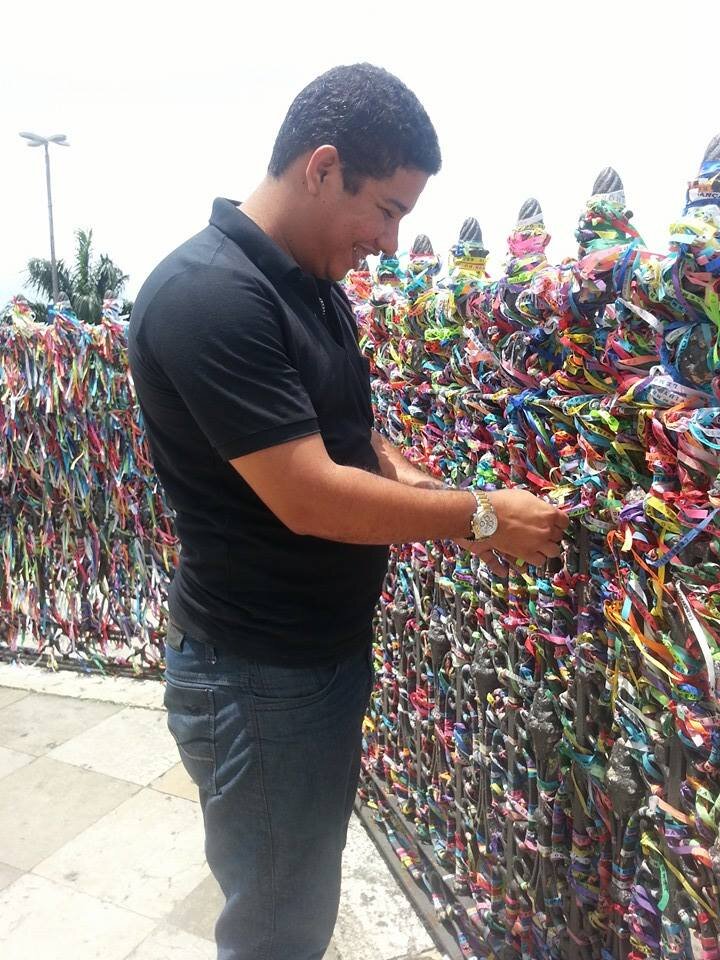 Se for bebê não dirija! Espere até completar 18 anos.