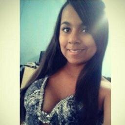 Me ame ou me odeie, ambos estão ao meu favor. Se você me ama, sempre estarei em seu coração. Se você me odeia, sempre estarei em sua mente  ♥ @mckauankoringa ♥
