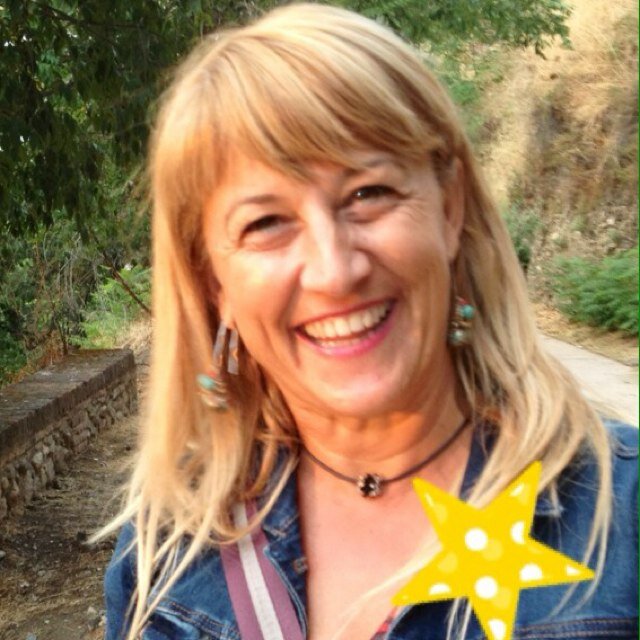 mnieves1326's profile picture. ..creciendo, avanzando, curioseando,compartiendo y siempre aprendiendo...con una sonrisa ;))                          Española por el mundo