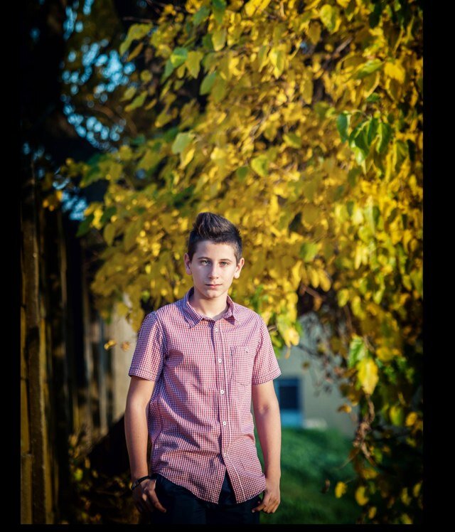http://t.co/SWgCq2fqbe Look at me on Facebook girls !!!
