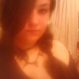 PuppeVampir's profile picture. Práctico la imaginación y la creatividad. Sueño...