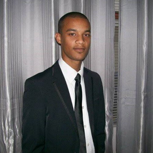 Student at Cape Music Institute, DJ and graduate of the Raymond Ackerman Academy of Entrepreneurial Development GSB, UCT.      Bookings: Deejaybevz@gmail.com