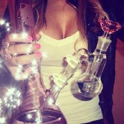 high_chicks's profile picture. who doesn't like chicks? who doesn't like weed? FOLLOW US!