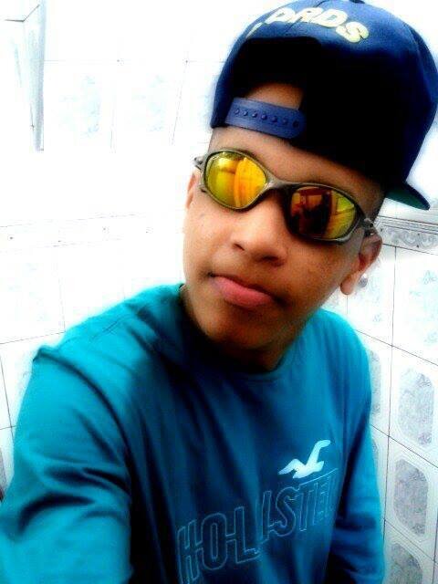 - uns me chamam de sortudo , eu prefiro chamar de abençoado , entre o bem & o mal fassa sua escolha e seja feliz ♪

-   Brasilândia ZN