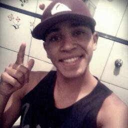 COM AS LETRAS CONSCIENTE EU ENTRO NA SUA MENTE DO UM PIÃO E SAIO ♪ 
Gabriela Rodrigues ♥♥