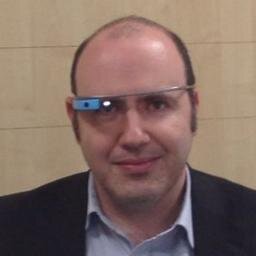 Amante de la tecnología y de la innovación, tanto de la existente como la hecha por uno mismo. Aficionado a la Electrónica, Informática, Robótica, Domótica...