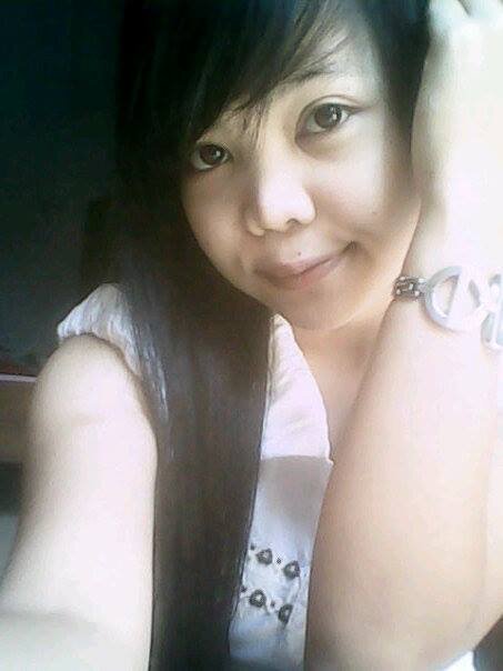 -Nggolet godhong
godhong hang tuwek
Kadung ngomong
ojo karepe dewek-