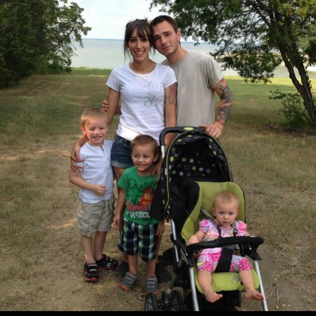 my name is shane, just got out of the army. I love my family and skateboarding!