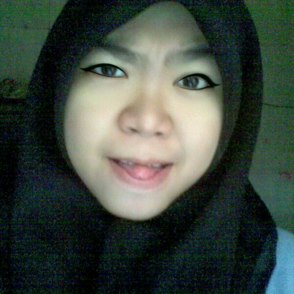 amahee23's profile picture. Follow aja dulu, sapa tau jodoh. . .