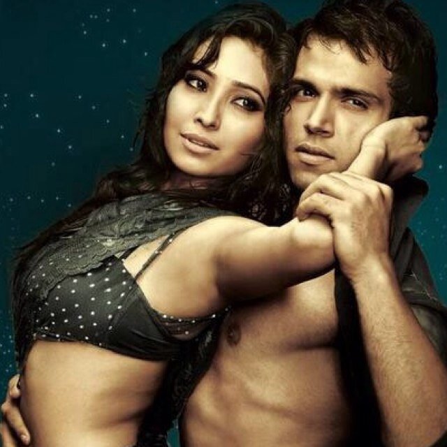 _AshaNegi's profile picture. Actress, dancer, Currently doing Pavitra Rishta and Nach Baliye.