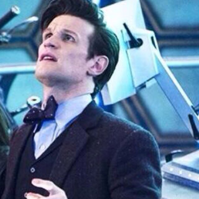 ...Why am i here? I think The Tardis threw a hissy again..So, apparently im stuck here on the Enterprise with nothing but my sonic, a one bowtie and /no/ fez!!