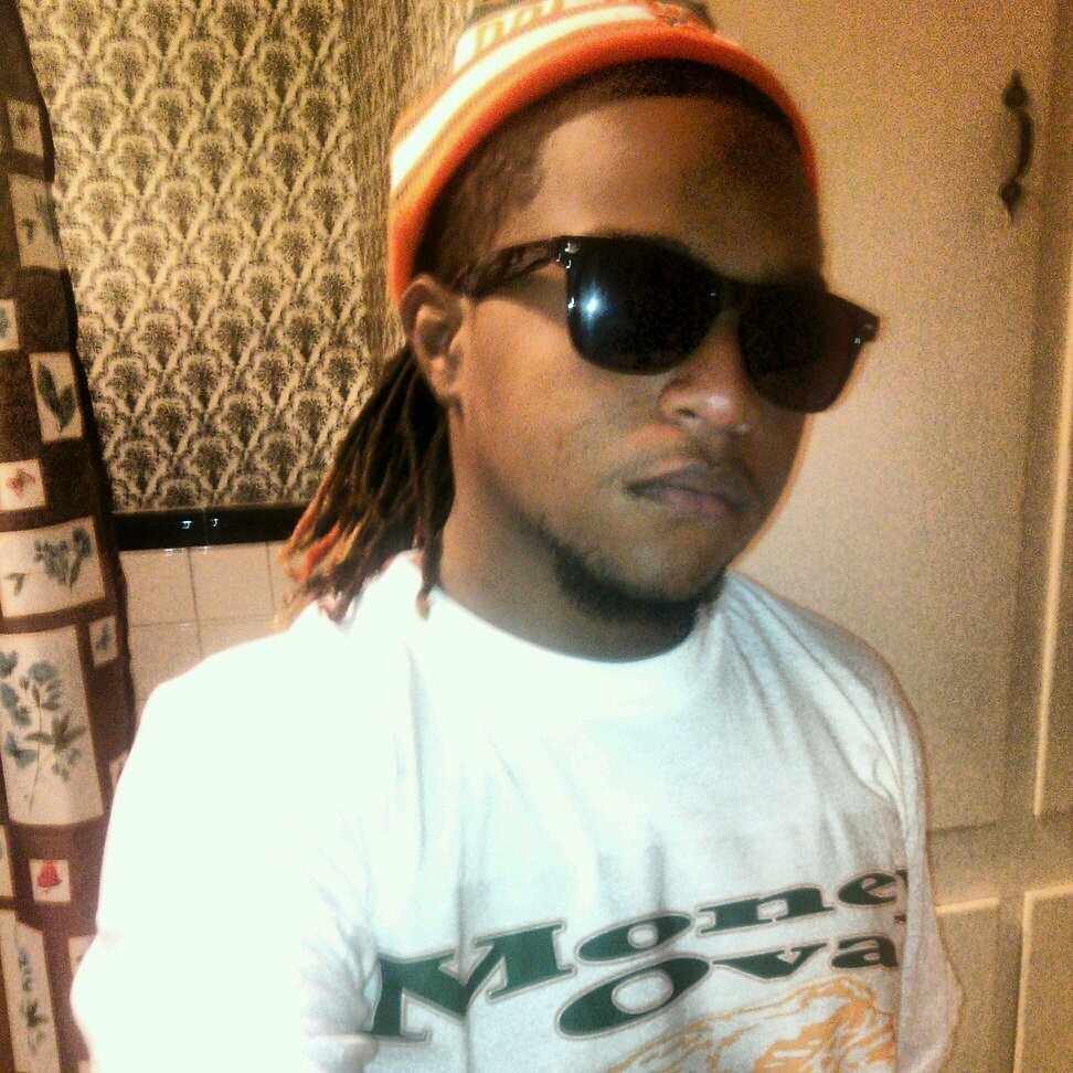 cool, layed back, single, I go get wat I want... believe that,, #*Dreadhead #*SelfMade