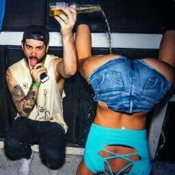 Guess who is backkk bitches. Let's all fuck! #TheFamily