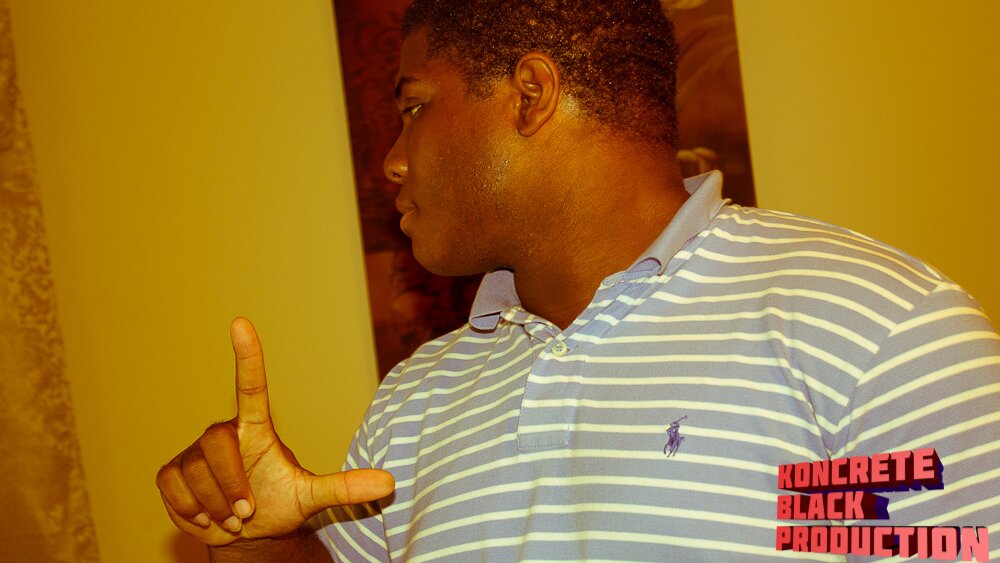 DirectorQue's profile picture. I Direct Shoot Edit and Write what more can i ask for than to give people what they want i shoot for the people and there smiles