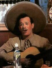 Orgulloso Tapatio de nacimiento,Atenguillense por parte de Madre y Culiche por parte de Padre;bebedor de Tequila,cantador de rancheras.