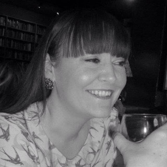 Assistant News Editor @BBCRadioWales. My views not employer's etc. #Yorkshire girl in #Wales. Love #MUFC ⚽️, cats 🐾 & typewriters 📠