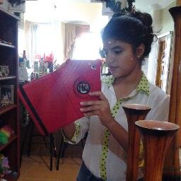 SÍGUEME Y TE SIGOღ
:)     *_*