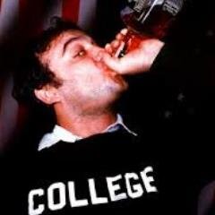 Just a dude living the dream at Coastal Carolina. Boobs, beer, bowties, & the beach. We're the Shon-ti-cleers. Get it right. This is the south. #TotalCCUMove