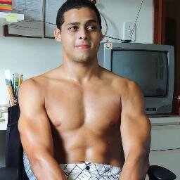 18 anos,atleta e competidor por natureza, companheiro,amigo,protetor e descobrindo a vida!!!
