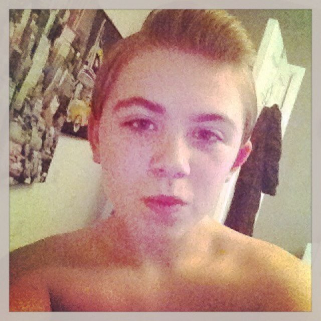 lewisheal's profile picture. Welcome to my world bitches wanna be joey essex hes my idel wanna try out for towie when im older ☺