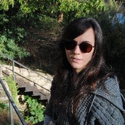 Intento de persona. 
Fisioterapeuta y Terapeuta Ocupacional. Eterna aprendiz :)