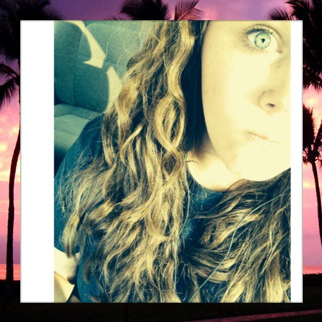 Follow @StrawZarryPie thaaaanks.xx
