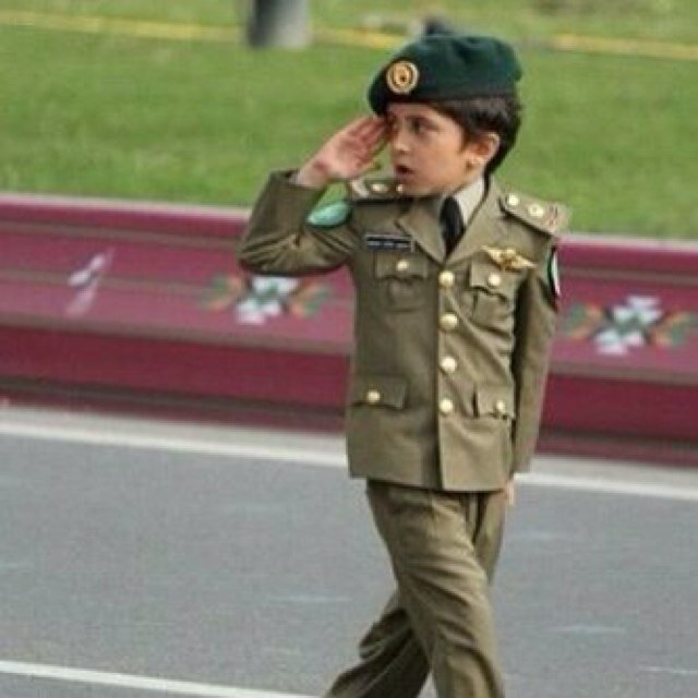 الثقه مثل قلعة الرمال ... يصعب بنائها ولـــكن من السهـــل تدميــــــــــــرها