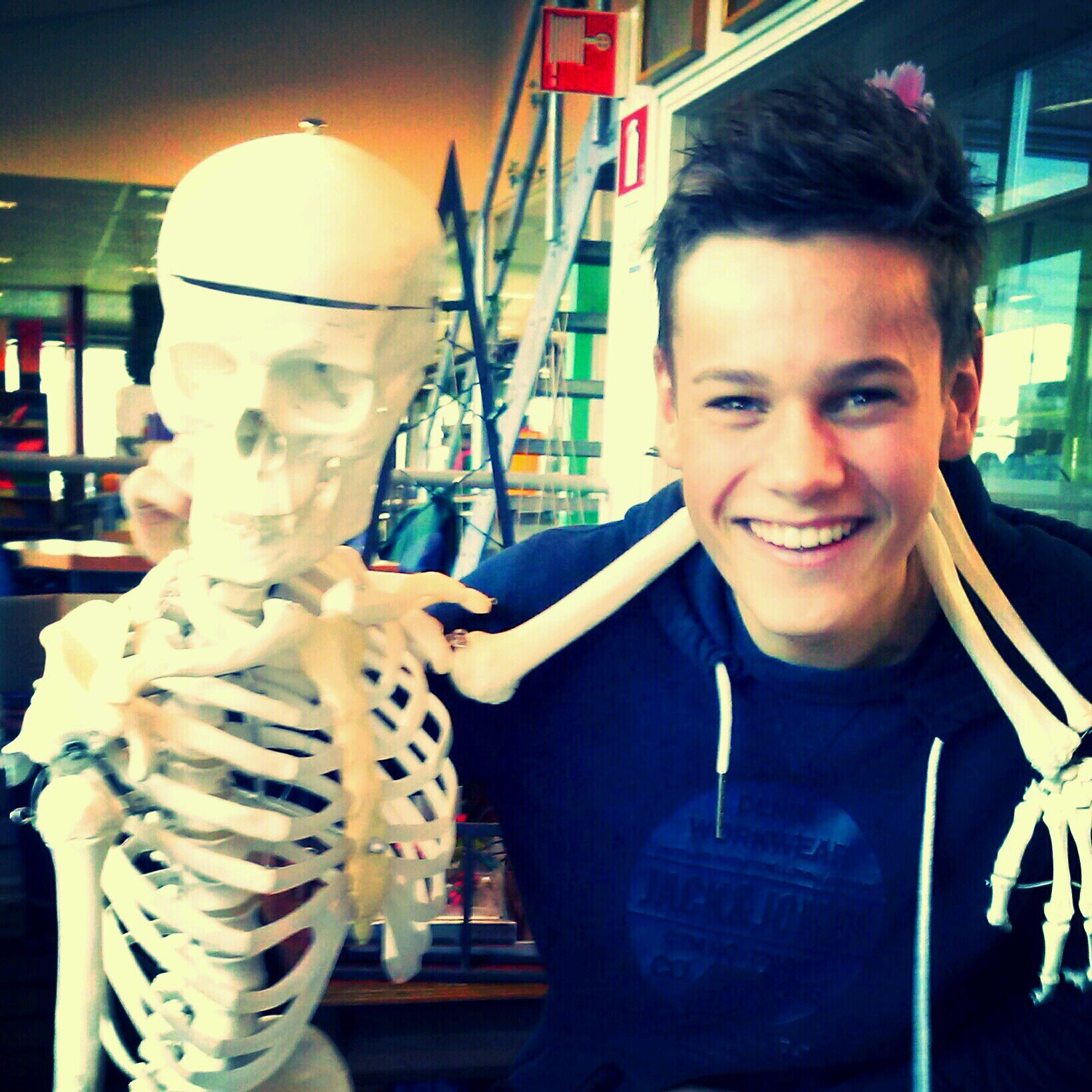 •heb een hamster gehad, en nu een goudvis•mountainbiken•eten•ccs•keetmaarienheem•