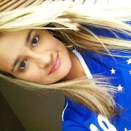 O pior tipo de estranho é aquele que um dia você
tanto conheceu.