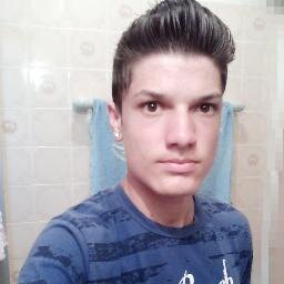 “Eu não posso ser o que você quiser, sou bem mais do que os seus olhos podem ver”