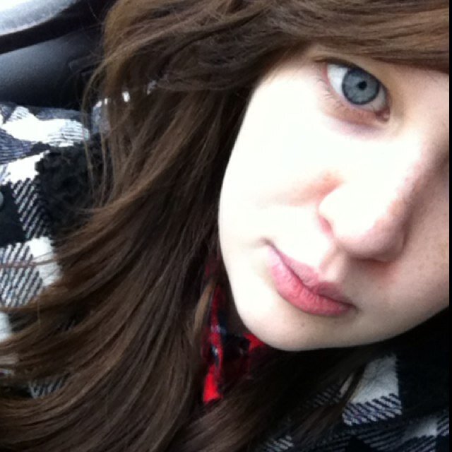 @gracecarlile is my daughter and my sister is @pointertweet you hurt them and i hurt you :) Hope was here