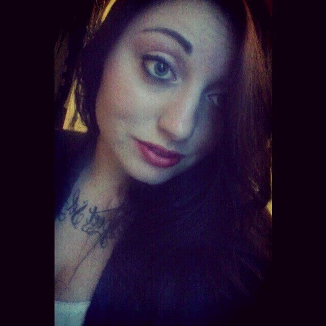 21. Leader of these hoes ★ fuck around and you might get stepped on . #moneyisthemotive #feartolove #CASHOUT