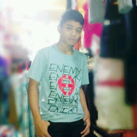 MUSLIM | anggriany pujie astuty | anggy | allah swt | smp03 manado | muhammad saw | theQueenSpentik | Miss MAt NgekNgok | muhammad farhan daeng solo
