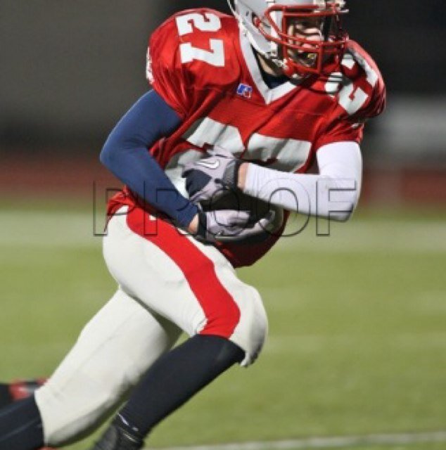 Bintzthebeast83's profile picture. I aint never heard of no 3 time scoring champion dat come off da bench-AI