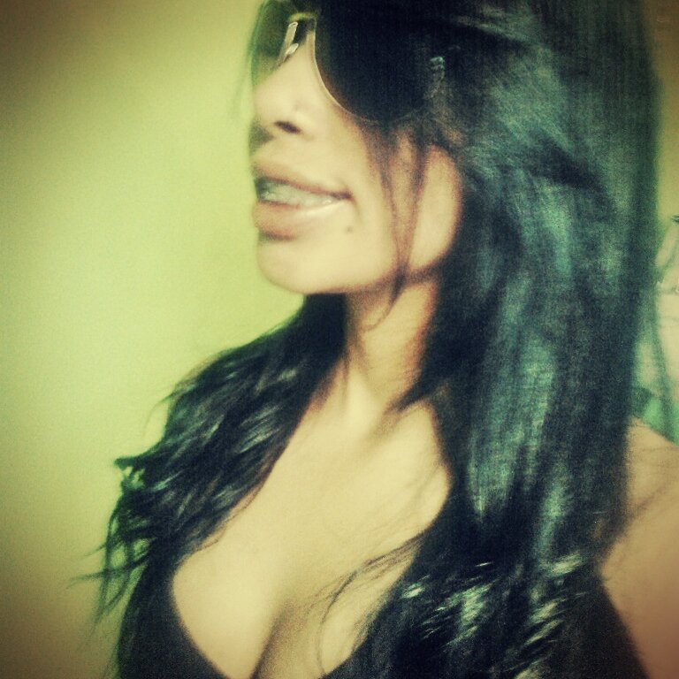 1.7 / Cruzeirence apaixonada / Solteira / Curto diversas musicas :) #FechadoComOCruzeiro s2